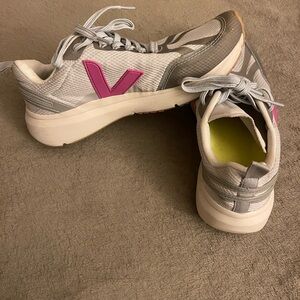 Veja Women's Condor 2 Sneakers